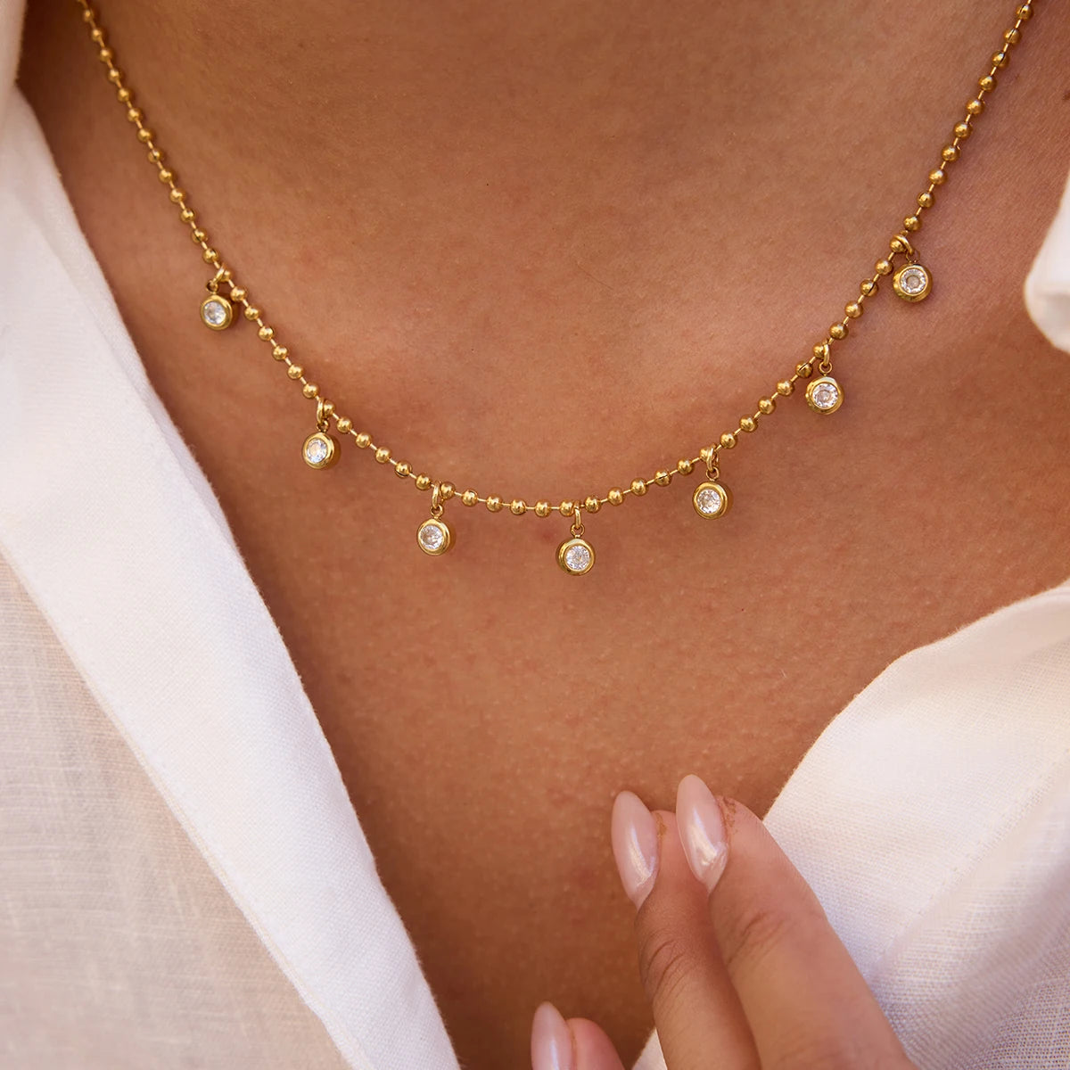 Uworld Simple Classic Round White Zircon Pendant Necklace 18K PVD Stainless Steel Gold Color Waterproof Stackable Chain Necklace