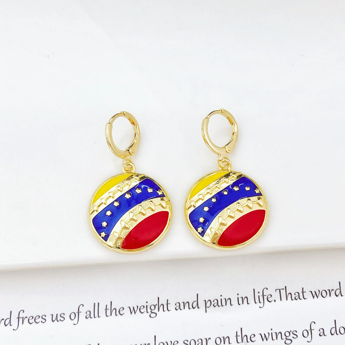 New Trendy Venezuela Country Flag Earrings Gold Plated Heart Guitar Parrot Drop Earrings for Women Daily Party Patriotic Gift
