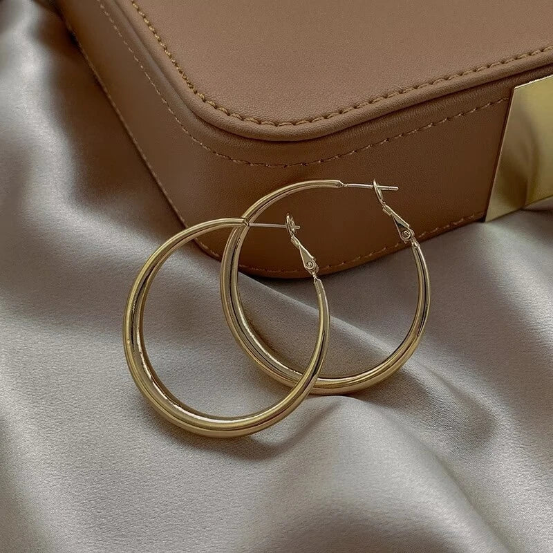 Classic Simple Geometric Round Big Stainless Steel Hoop Earrings for Women Exaggeration Circle Bride Earrings Jewelry Accessory