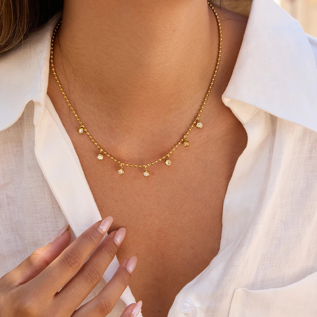 Uworld Simple Classic Round White Zircon Pendant Necklace 18K PVD Stainless Steel Gold Color Waterproof Stackable Chain Necklace