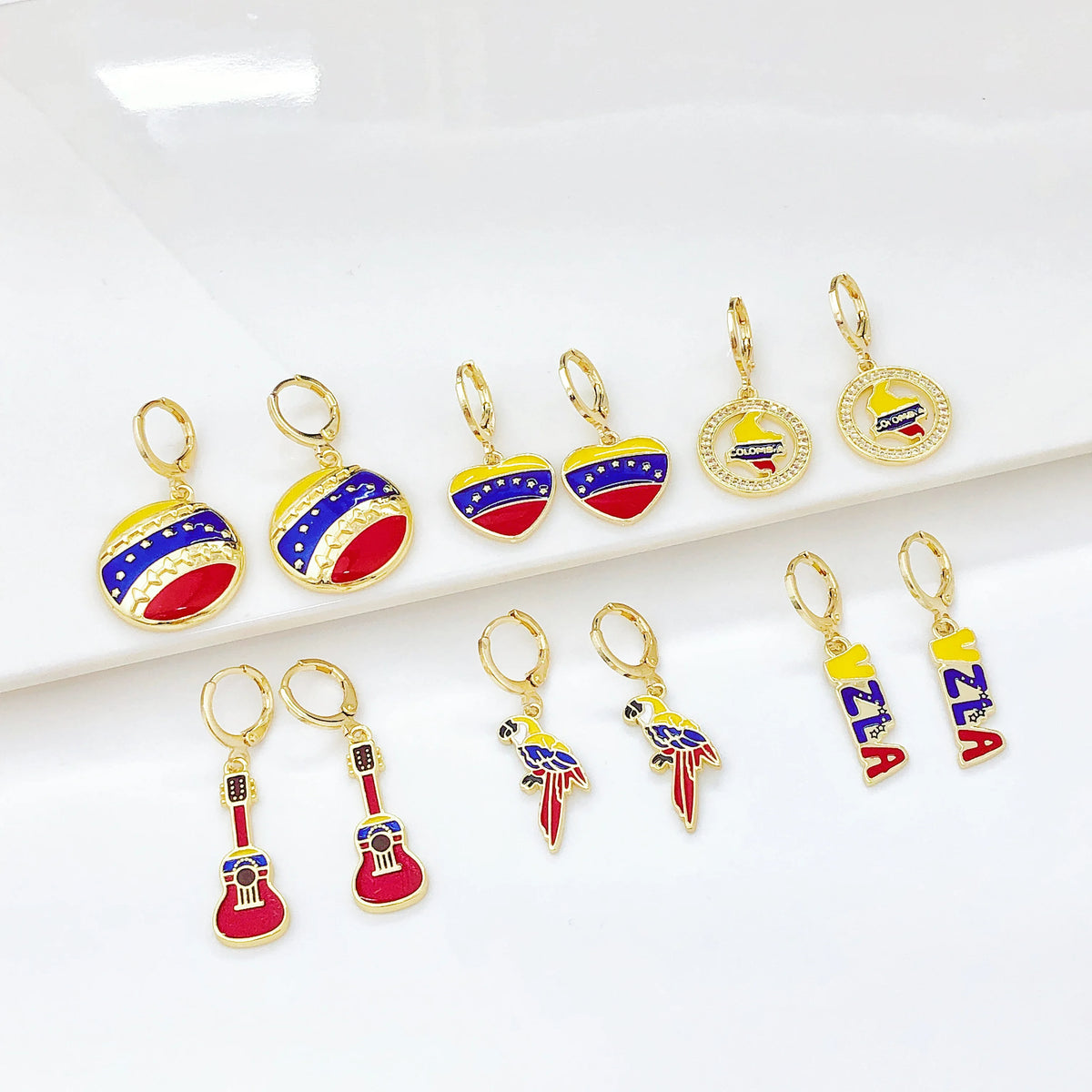 New Trendy Venezuela Country Flag Earrings Gold Plated Heart Guitar Parrot Drop Earrings for Women Daily Party Patriotic Gift
