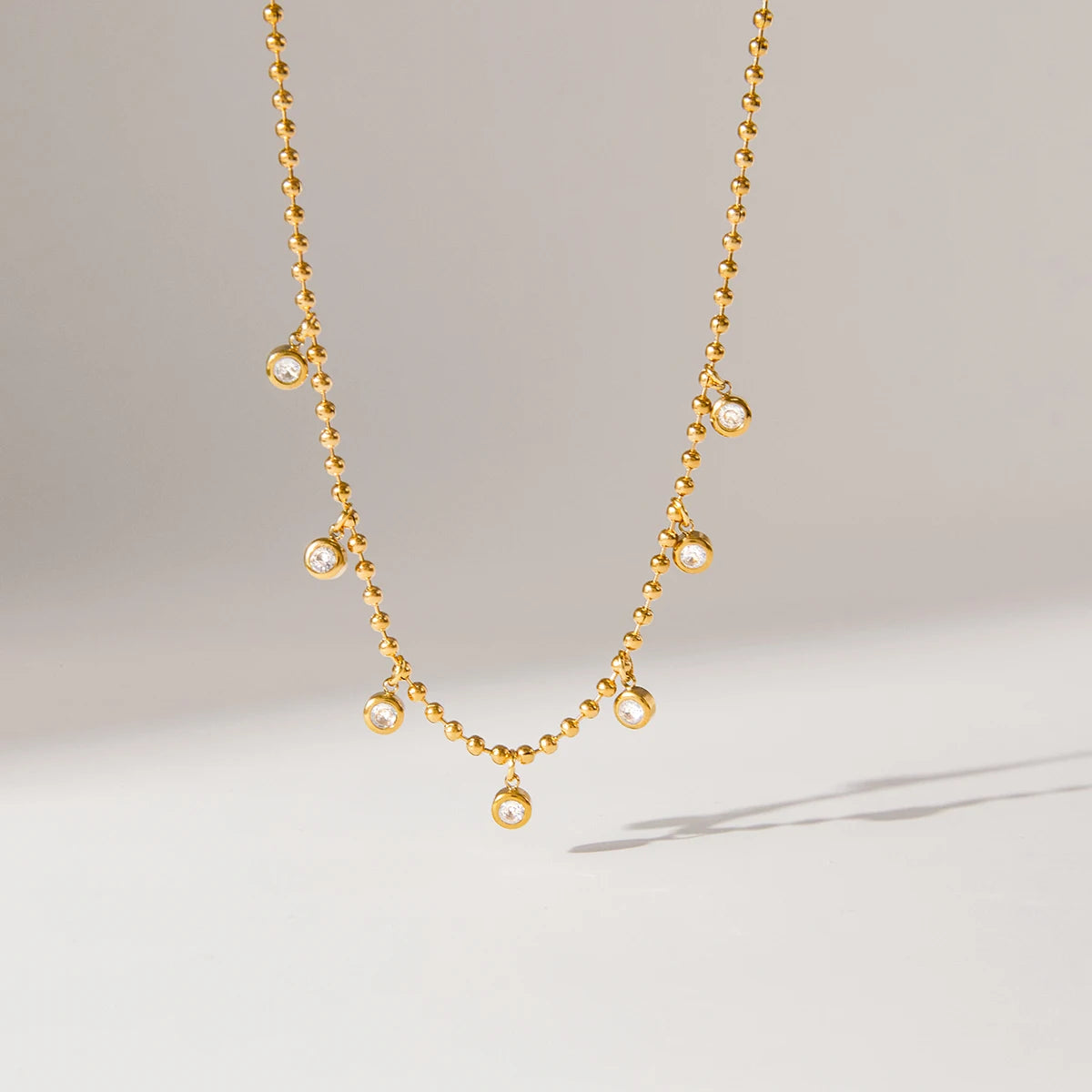 Uworld Simple Classic Round White Zircon Pendant Necklace 18K PVD Stainless Steel Gold Color Waterproof Stackable Chain Necklace